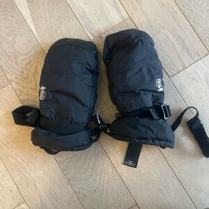 Kids REI ski mittens